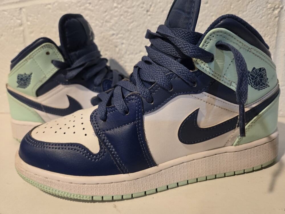 Jordan 1 Mid Size 5Y Mystic Navy/White/Mint Foam